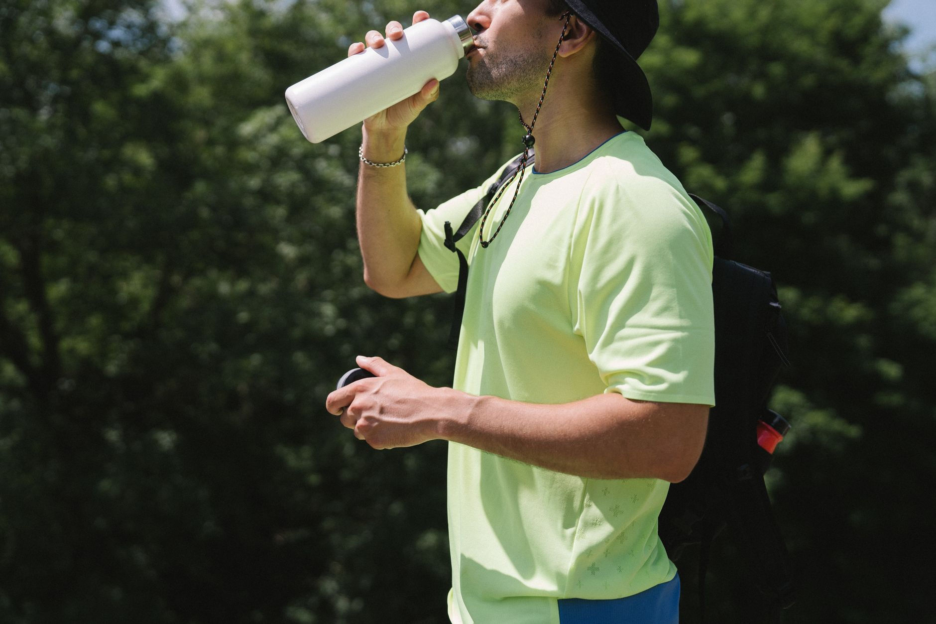The 5 Best Water Bottles for Hiking Beginners in 2026 (Durable & Lightweight)